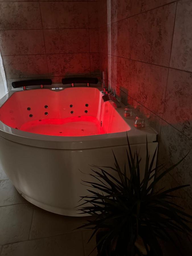 Zephir Suite Μπρίντιζι Εξωτερικό φωτογραφία